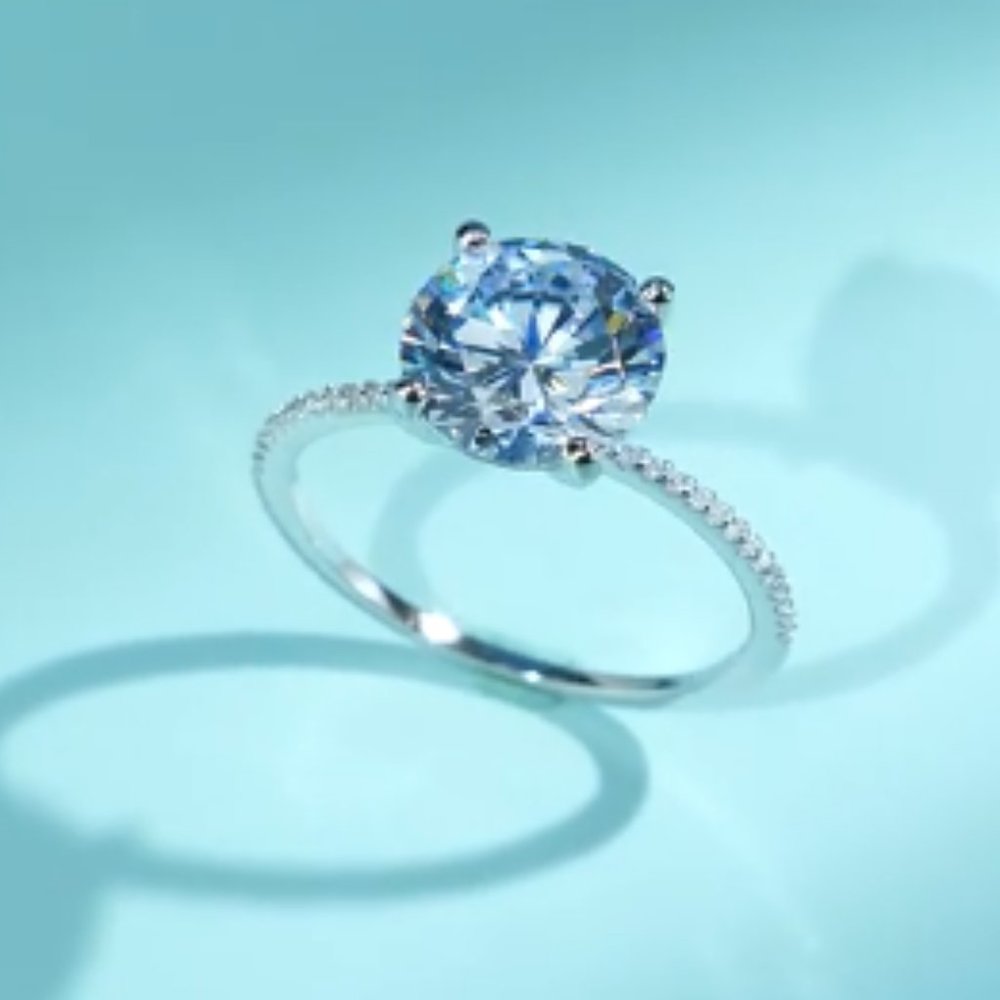 Luxury Sterling Silver Engagement Ring 3CT - Picture 7 of 13